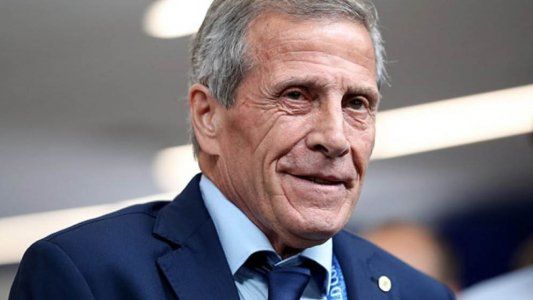 Tabárez renovó por cuatro años con Uruguay para seguir haciendo historia