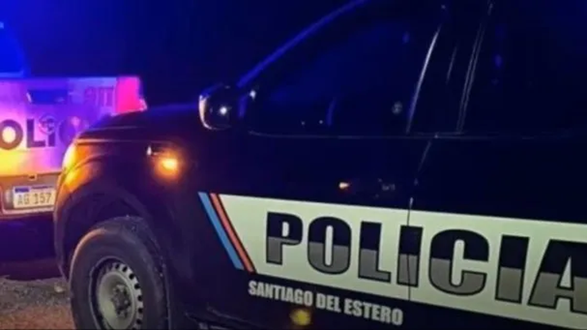 Desplazaron a un jefe policial por publicar fotos íntimas en WhatsApp.&nbsp;