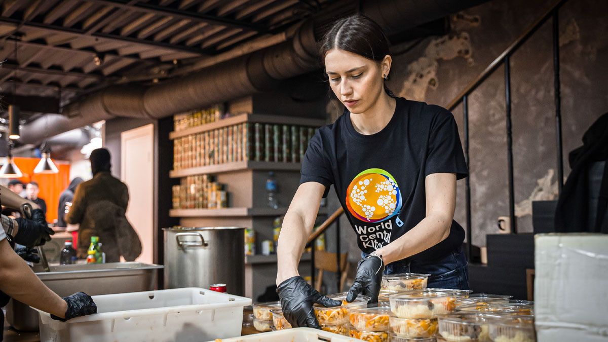 World Kitchen estaba establecida en la franja de Gaza para distribuir alimentos. (Foto: Gentileza WCK)