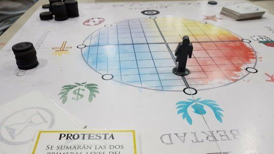 Cómo surgió el juego de mesa que nos convierte en políticos