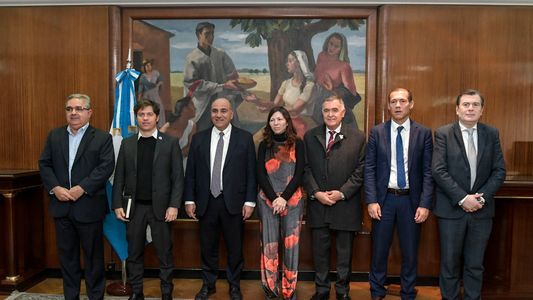 ¿Quién apoya a Batakis? Los gobernadores también hacen silencio, nerviosos por el ajuste a las transferencias provinciales