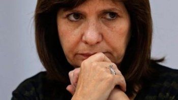 Bullrich confirmó que ingresaron al país funcionarios de Evo Morales como turistas