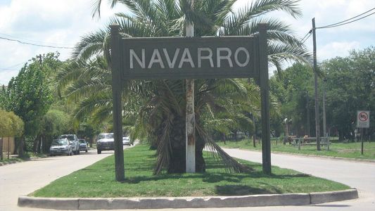 La odisea de ir a la facultad: más de 150 estudiantes universitarios de Navarro hacen dedo para ir a estudiar