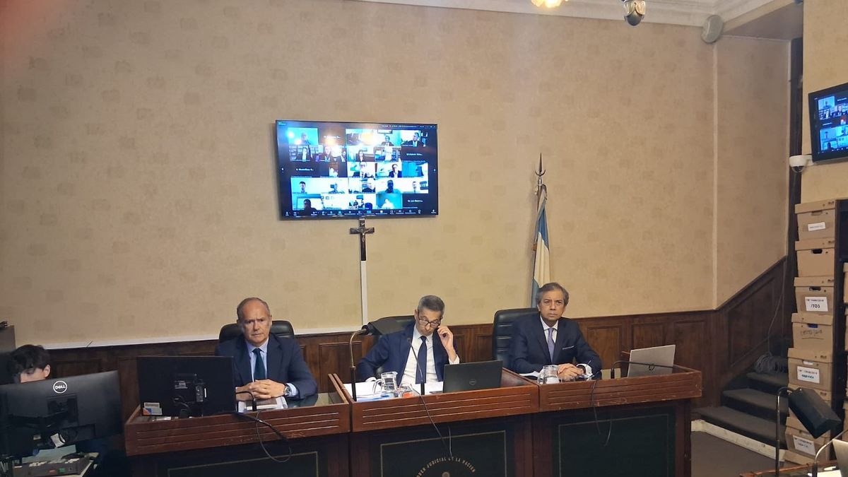 Causa Cuadernos: dudas y certezas sobre el inicio del juicio por corrupción más grande de la historia