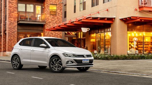 Volkswagen Polo y Virtus ganan VW Play y nuevas aplicaciones