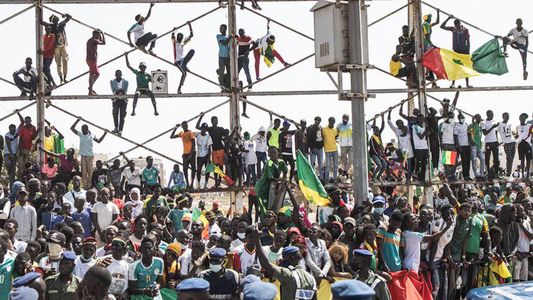 La imponente fiesta en las calles de Senegal por el título