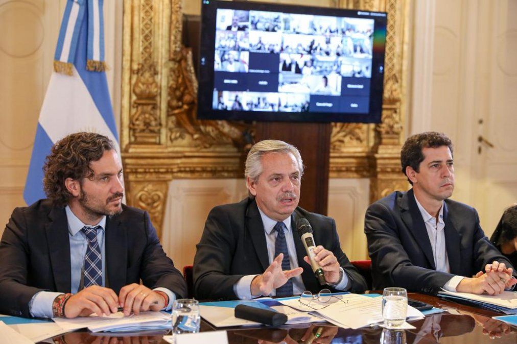 Alberto encabeza reunión interministerial por coronavirus en Casa Rosada en videoconferencia con gobernadores