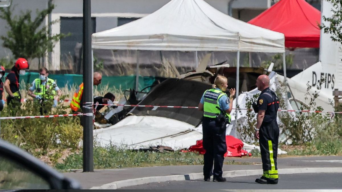 Tragedia en Francia: así se estrelló una avioneta con paracaidistas y provocó la muerte de 11 personas. (Foto: Reuters)