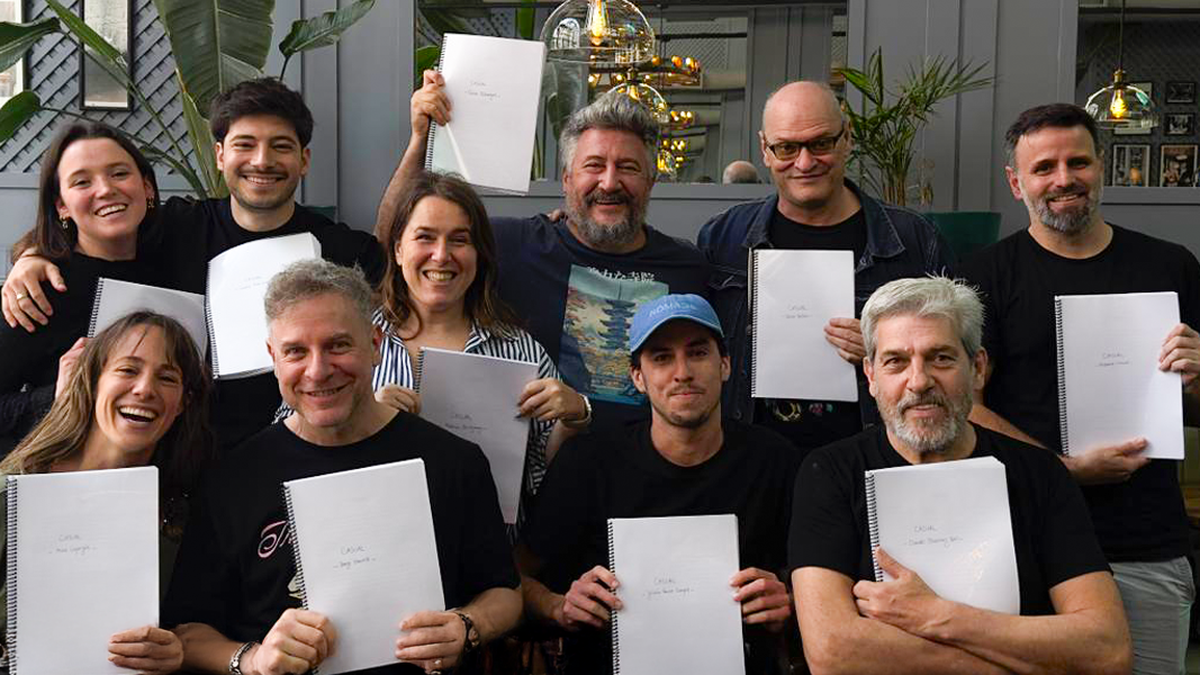 Llega a la cartelera porteña Casual: de qué se trata