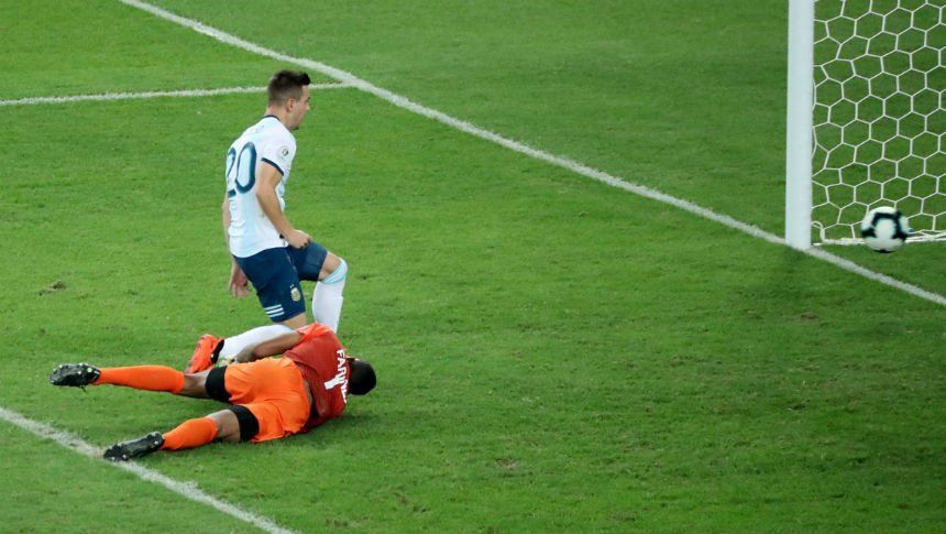 El oportunismo de Lo Celso para poner el 2-0 de Argentina ante Venezuela
