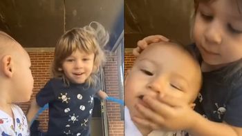 El video del nene de 3 años salvó a su hermanito de ahogarse