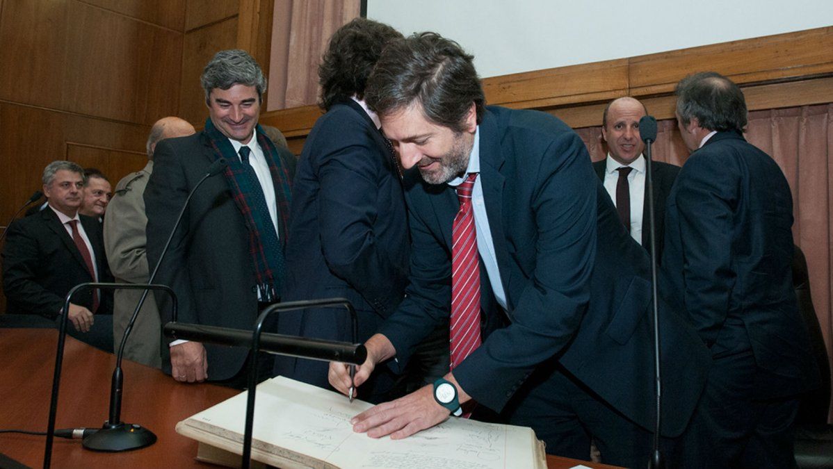 El juez Casanello investigará la denuncia contra su par Luis Rodríguez por una presunta coima