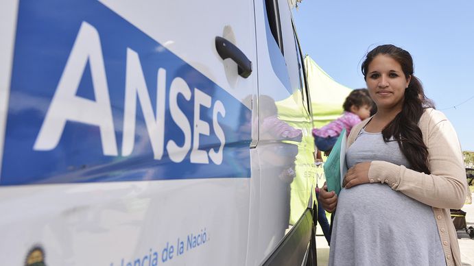 Asignación por Embarazo: ANSES confirman el cobro de julio con aumento