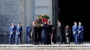 España: retiran los restos del dictador Franco del Valle de los caídos