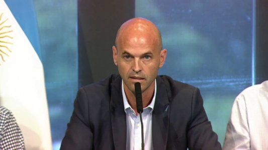 Dietrich garantizó la transparencia de las elecciones y prometió un batallón de fiscales para cuidar el voto