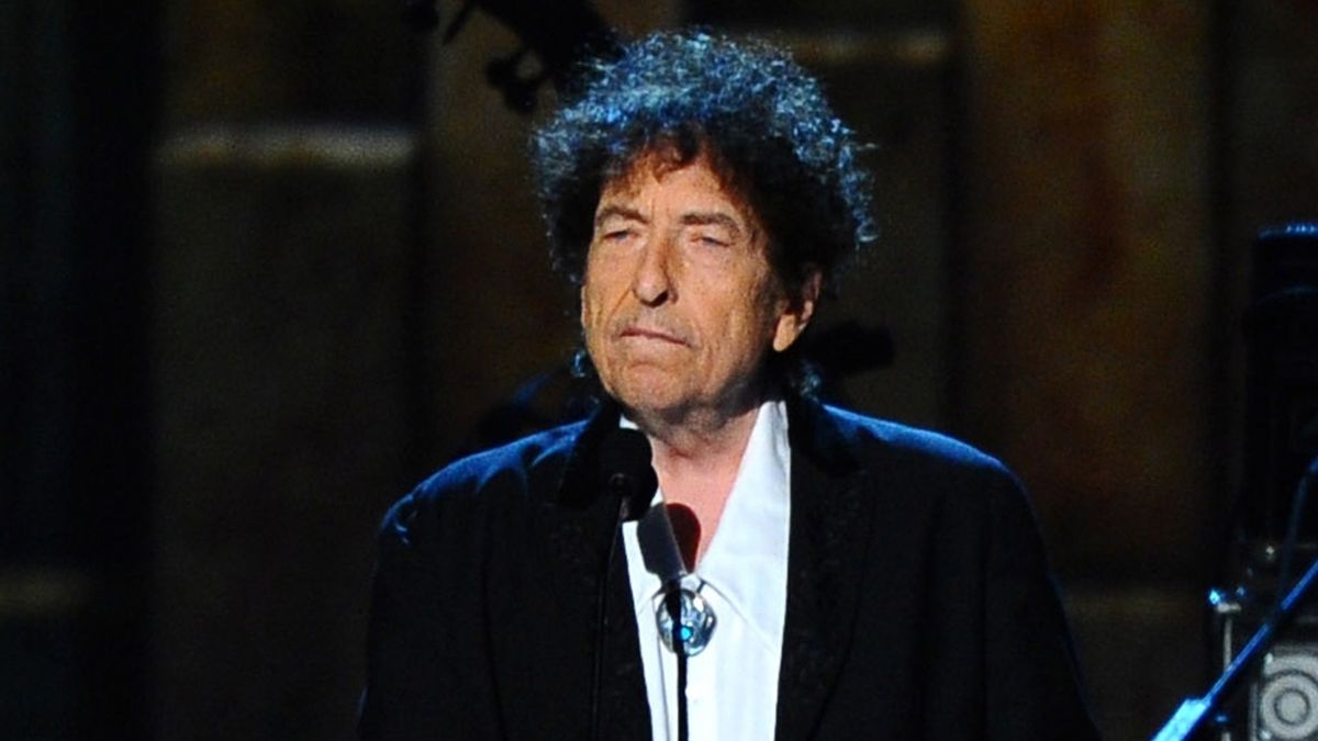 La oficina de prensa de Dylan sostuvo que el reclamo de hace 56 años es falso y será refutado de forma vigorosa. (Foto: AP)