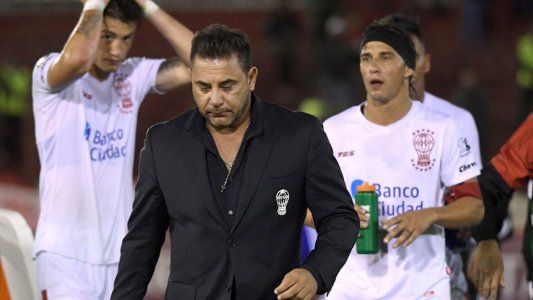 Mohamed renunció a su cargo como técnico de Huracán: No les pude llegar a los jugadores