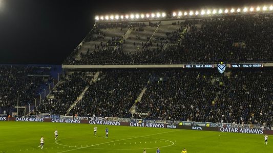 Video: los incidentes entre los hinchas de Vélez y Talleres con un grupo de infiltrados