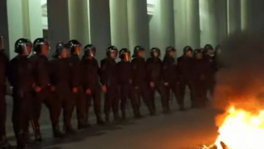 Caso Loan: manifestantes se enfrentaron a la Policía mientras declaraba el excomisario Maciel