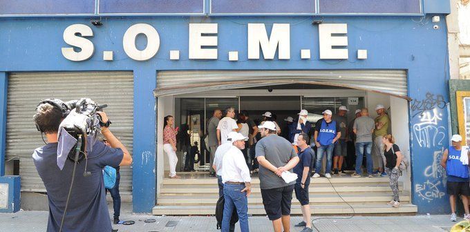 Incidentes con seguidores de Marcelo Balcedo en la sede porteña del Soeme