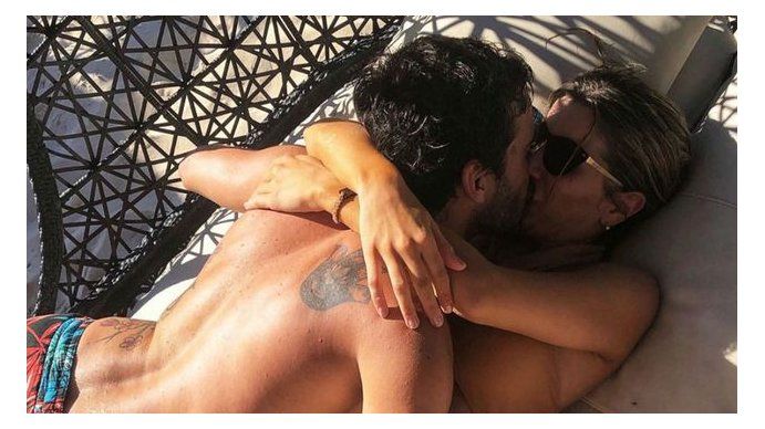 Laurita Fernández y Nicolás Cabré, apasionados en Playa del Carmen