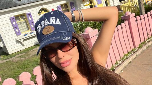 La insólita reacción de Charlotte Caniggia al sostener por primera vez a su sobrina: el video