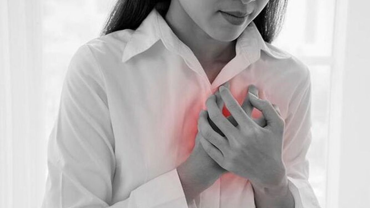 Tanto la miocarditis como la pericarditis tiene síntomas que varían según la causa que la provoque
