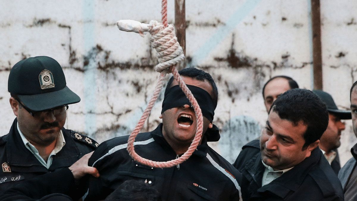 Irán y la horca para frenar las protestas tras la muerte de Mahsa Amini (Foto: IraniIntl)