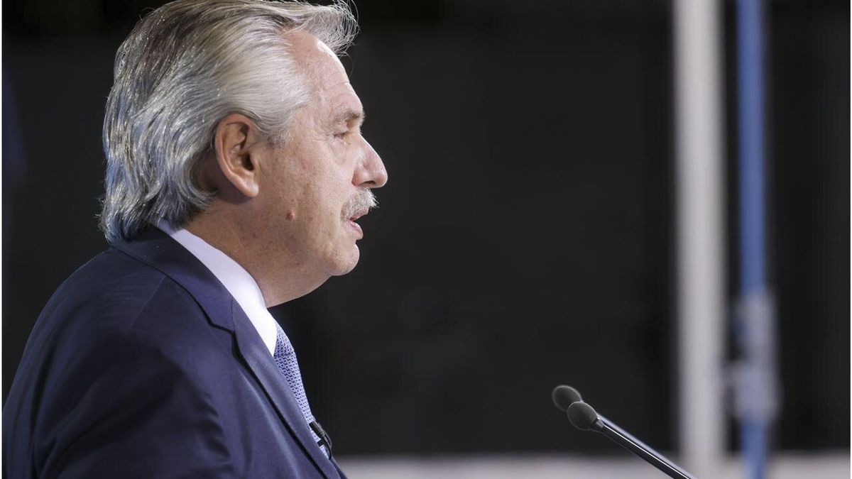 Alberto Fernández durante su mensaje grabado. (Télam)