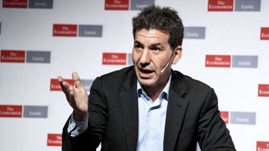 Después de acumular polémicas, Andy Freire renunció como legislador porteño para volver al “sector emprendedor privado”