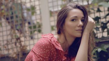 Micaela Breque, tentada para hacer teatro en el complejo de Vicuña y Valenzuela