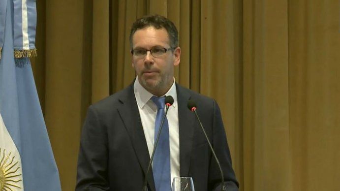 Sandleris reconoció que la inflación de febrero va a ser muy elevada