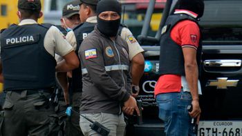 Ecuador: el presidente declaró el estado de conflicto armado interno y moviliza a las FFAA