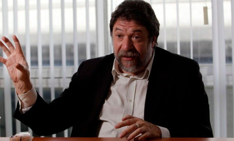 “¿Por qué no ensayamos la discusión de una moneda no convertible?”