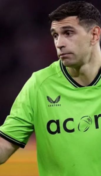 El Dibu Martínez fue sancionado y se perderá la primera semifinal de la Conference League