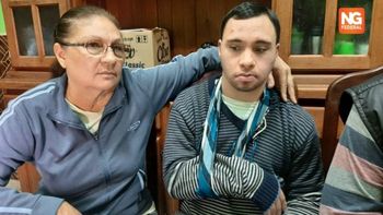 Indignante: denunciaron a tres policías por atacar a un chico con síndrome de down