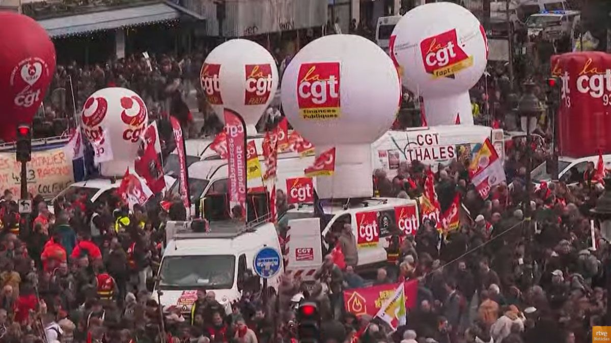 Francia vive su novena jornada de protestas contra la ley previsional de Macron (Foto: Captura de TV)