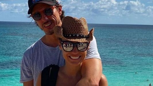 Pampita se refirió a la imagen que confirmaría el embarazo: Cuando tengamos...