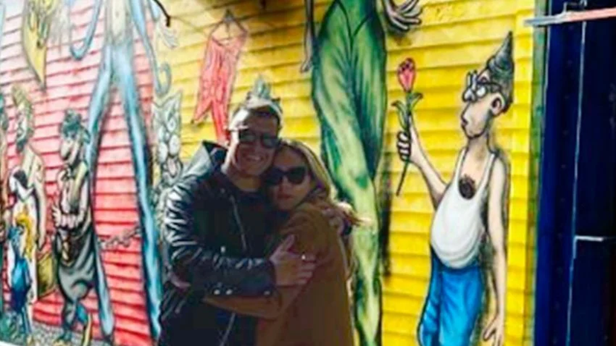 Quién es la rubia que enloquece a Jorge Almirón, el técnico de Boca