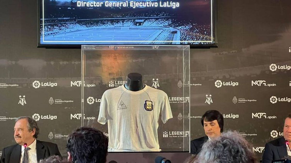 La camiseta que Diego Maradona usó en la final de México 86