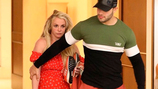 La primera salida de Britney Spears de la clínica de salud mental