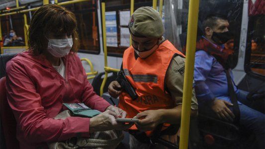 Restricciones por nueve días: quiénes pueden circular y qué trámites deben hacer