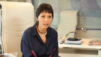 Mayra Mendoza cruzó a Luis Caputo por la suba de las tasas municipales: No le mienta más a la gente