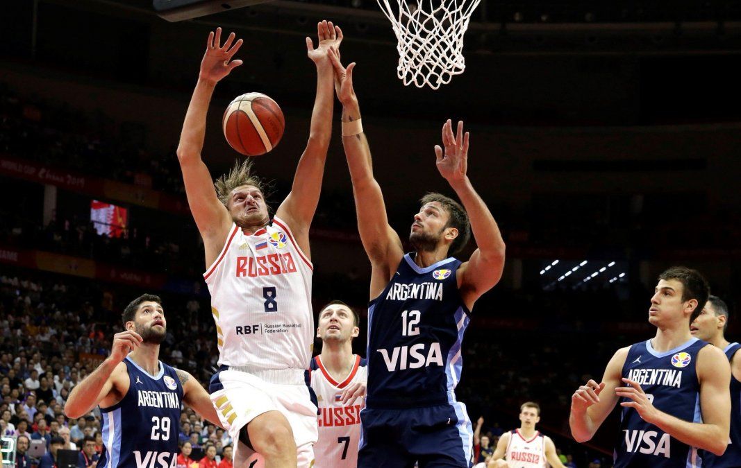 Argentina le ganó a Rusia y terminó primera en su grupo del Mundial de China de básquetbol