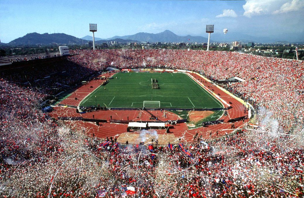 La Ministra de Deportes de Chile ratificó que Santiago será la sede de la final de la Libertadores pese a la crisis