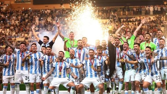 Un campeón del mundo vuelve al fútbol argentino: en qué importante club jugará