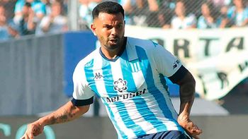 Edwin Cardona dio positivo en un control de alcoholemia y se complica su situación en Racing