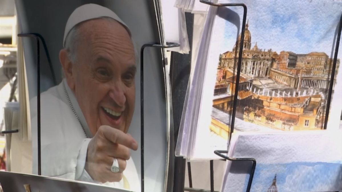 El Papa Francisco evoluciona sin inconvenientes de su operación del pasado 4 de julio (Foto: AP)