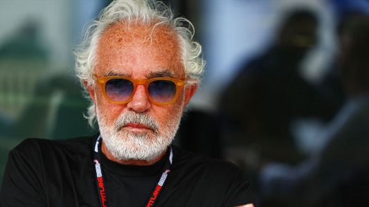 Colapinto bajo presión: Flavio Briatore lanzó una dura frase que condiciona al piloto argentino
