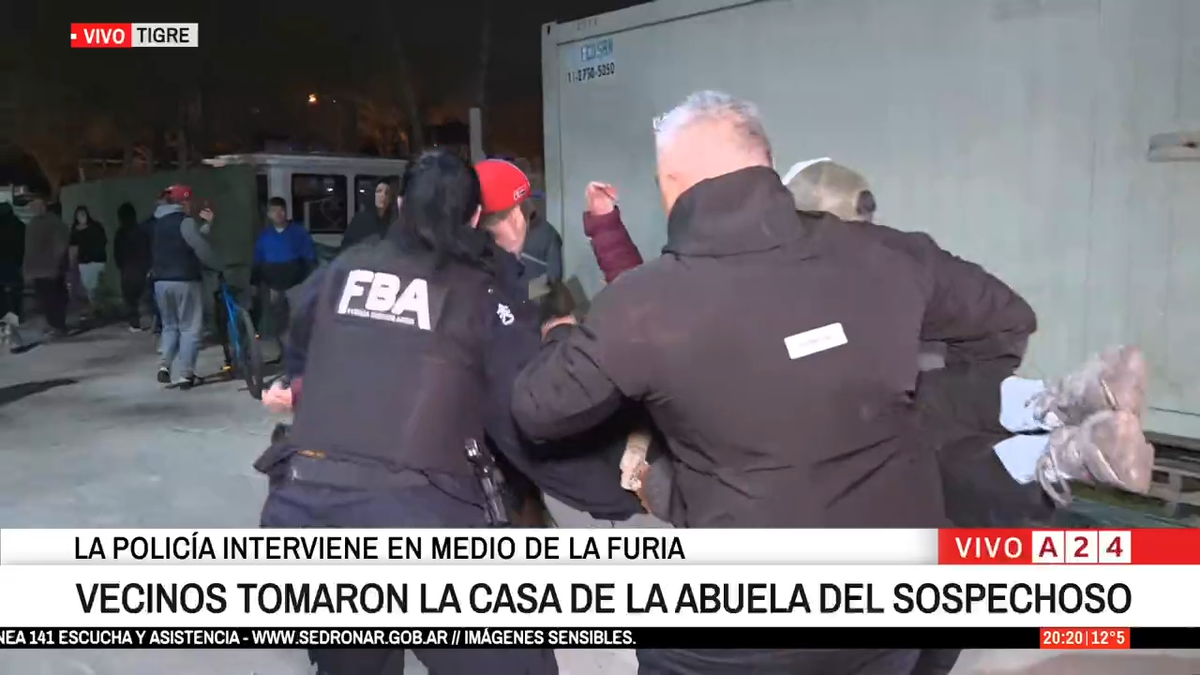 Una vecina resultó herida y recibió asistencia de personas que se encontraban en el lugar y efectivos policiales. (Foto: captura de pantalla)